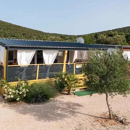 Beachhouse Smiley Ferienhaus Tisno